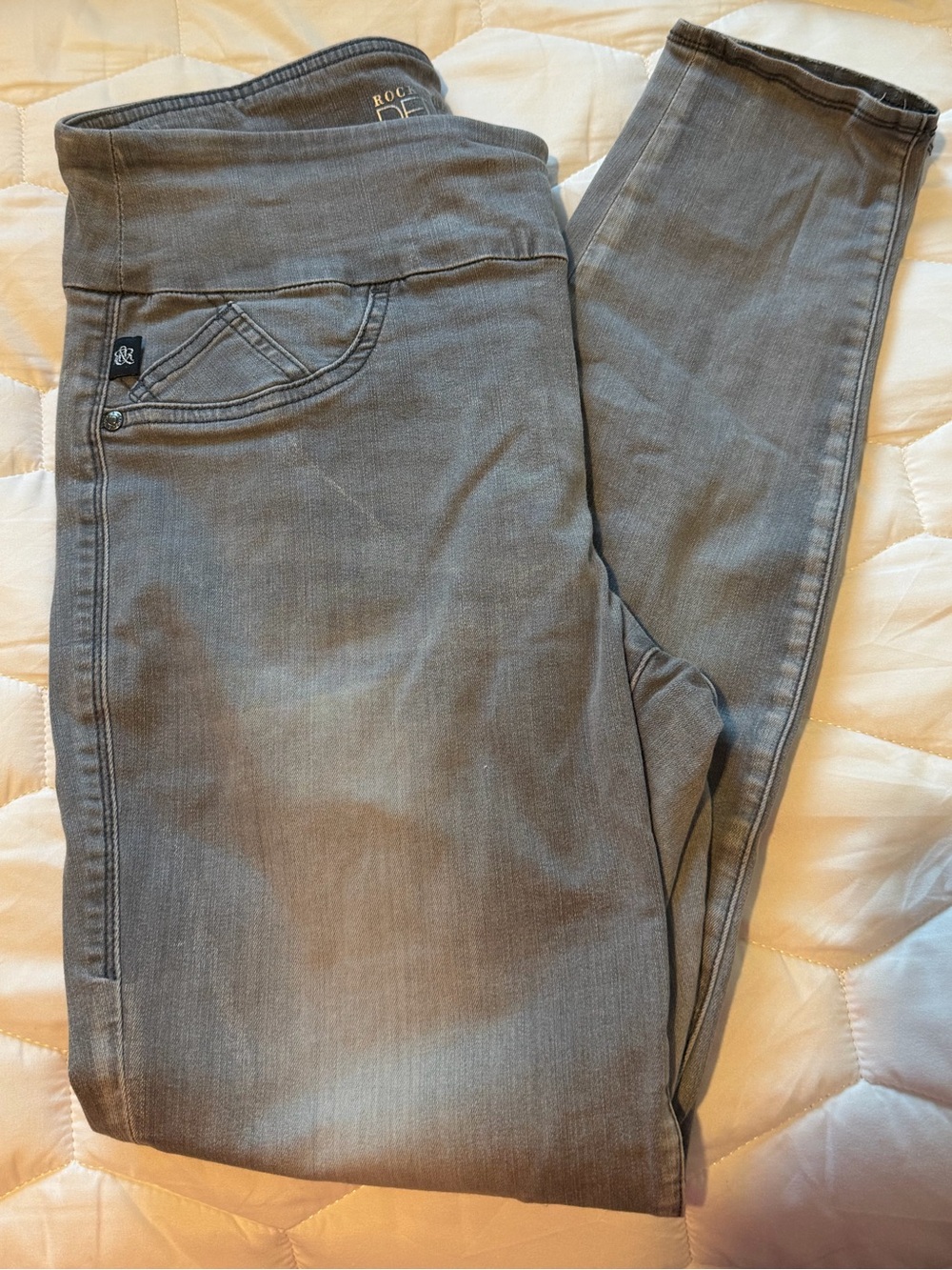 Rock & Republic Gray High-Rise Skinny Jeggings
